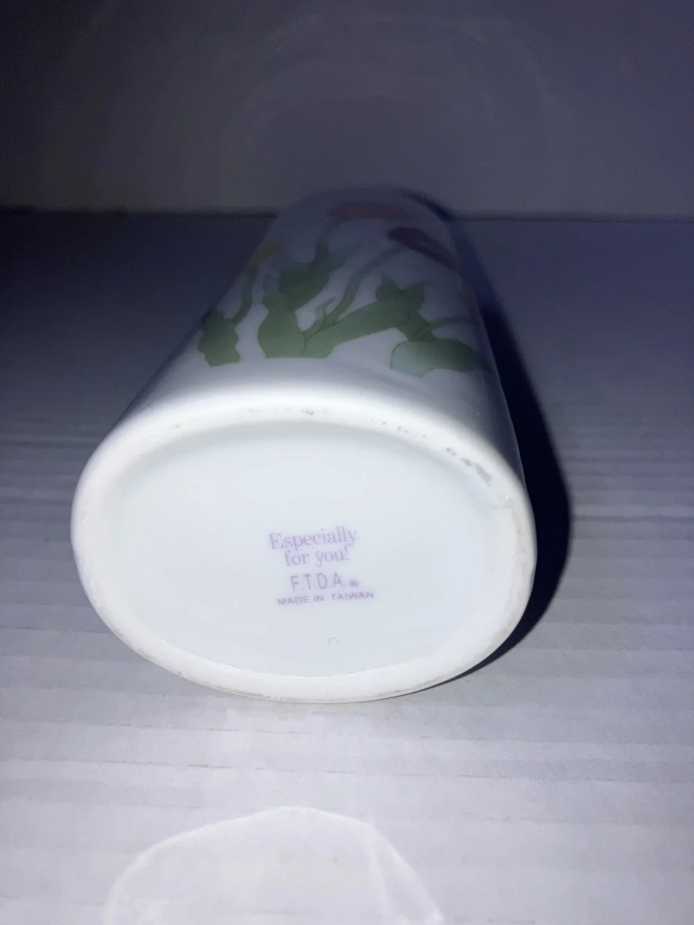 White Ceramic Tulip Vase  7” with Pastel Pink, Yellow, and Purple Flowers Vtg